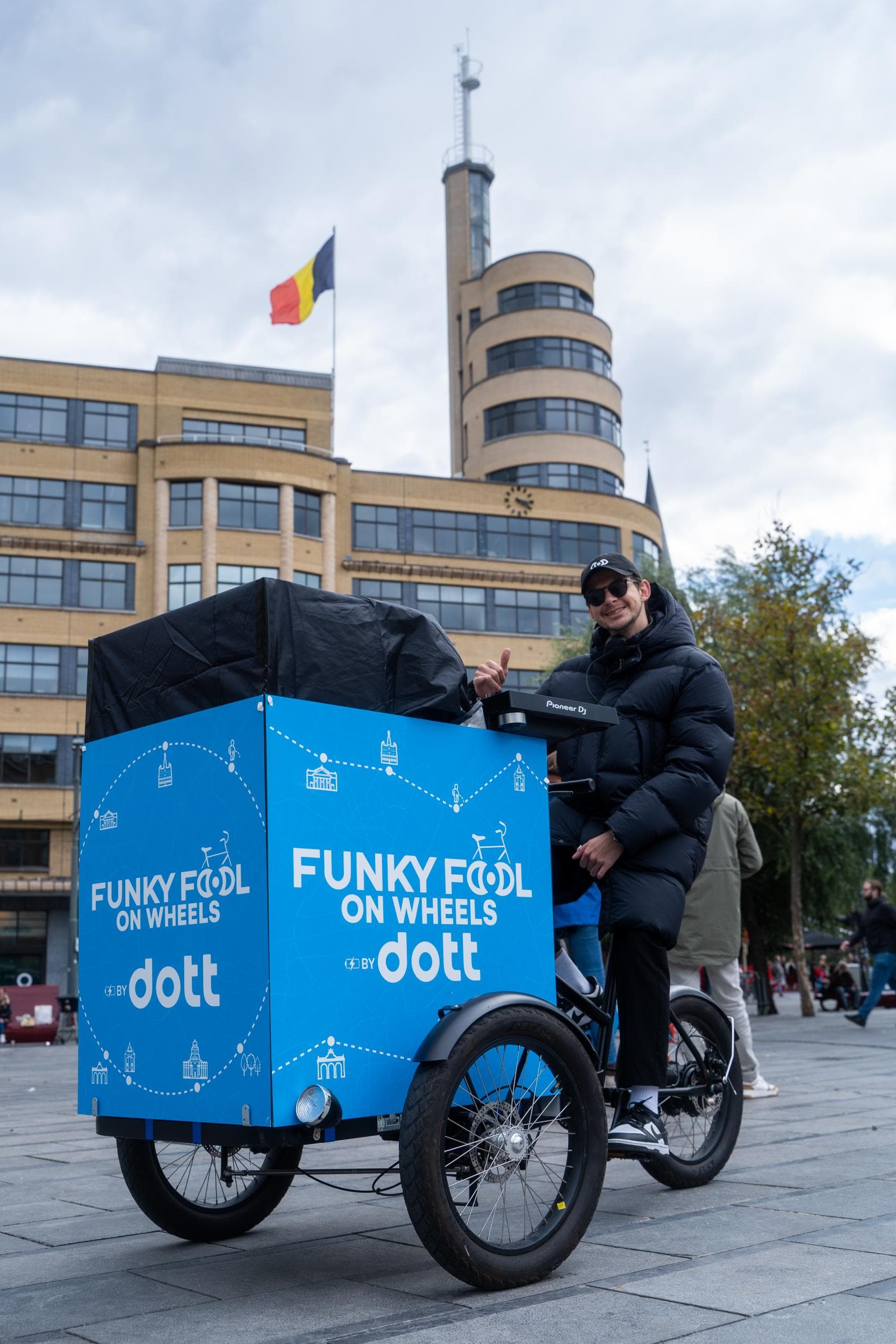 FUNKY FOOL OP WIELEN