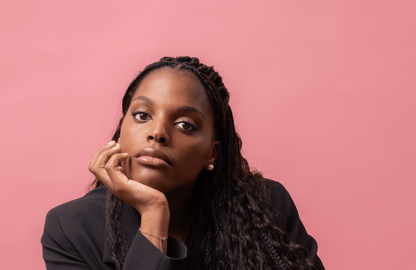 Book Mentissa for your private concert or corporate event